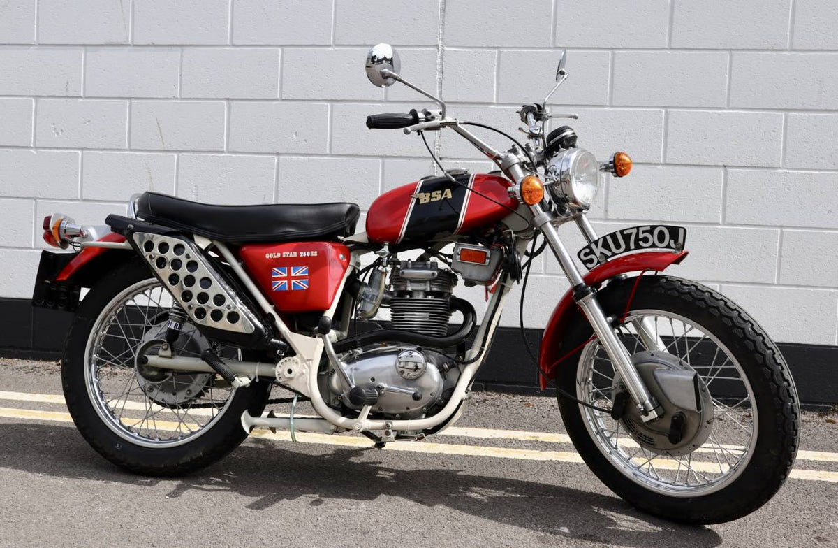 BSA B25SSゴールドスター1971 – We Sell Classic Bikes