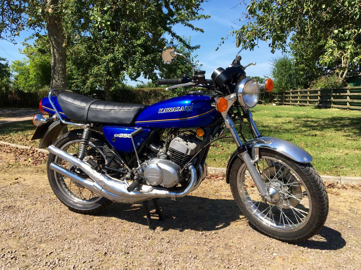川崎kh 250 1977 – We Sell Classic Bikes