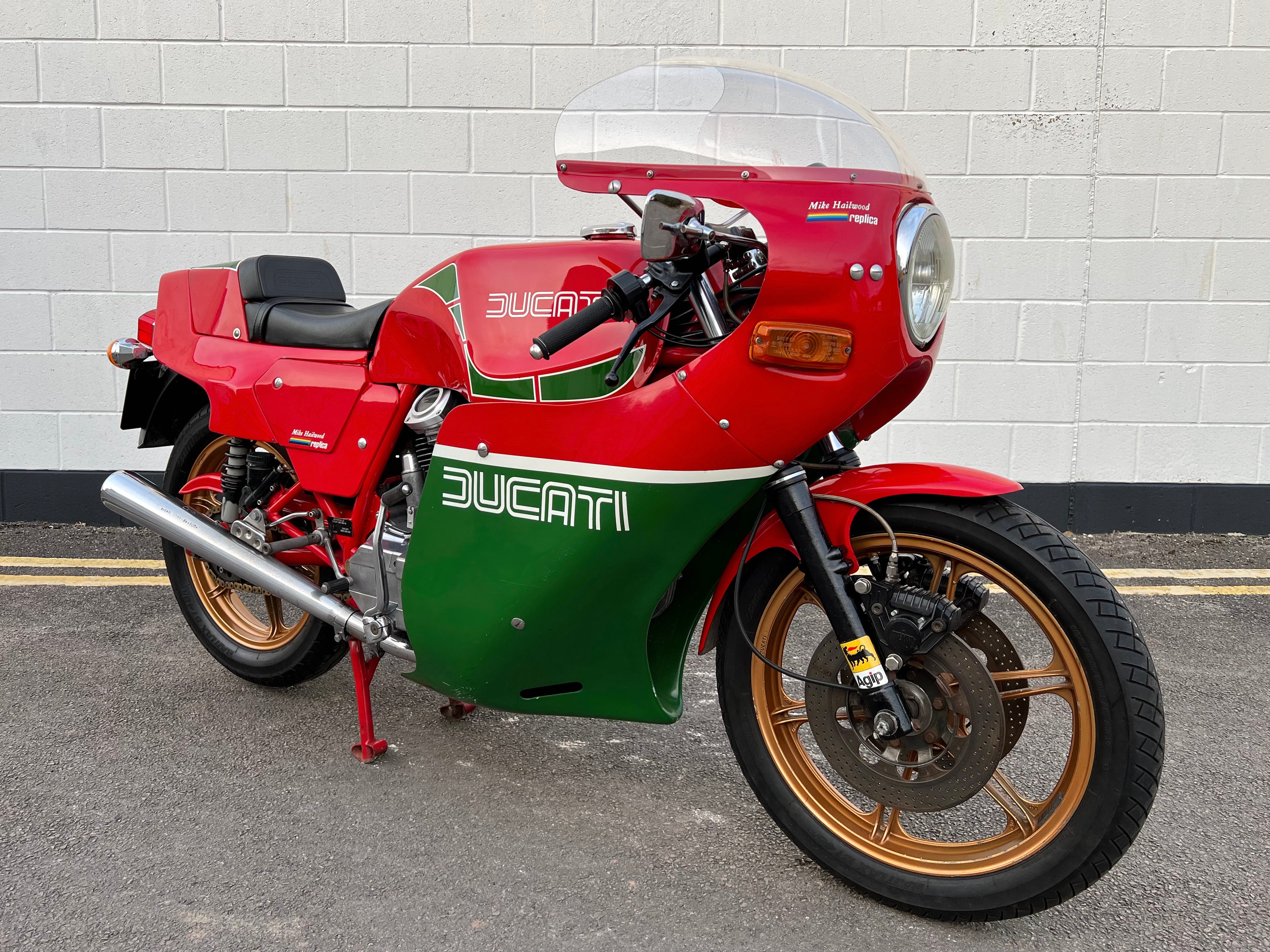 mike hailwood replica ducati