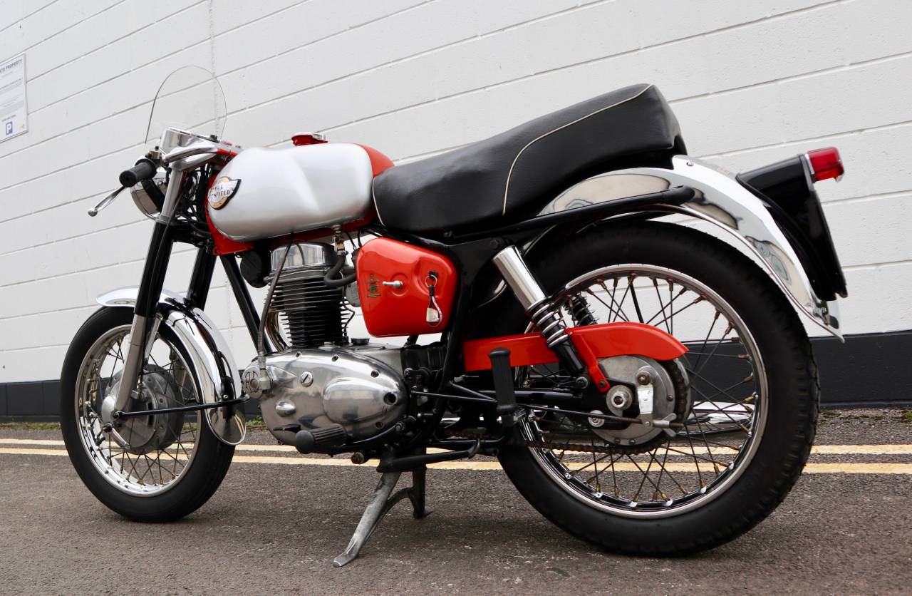 ロイヤルエンフィールドコンチネンタル1963年 – We Sell Classic Bikes