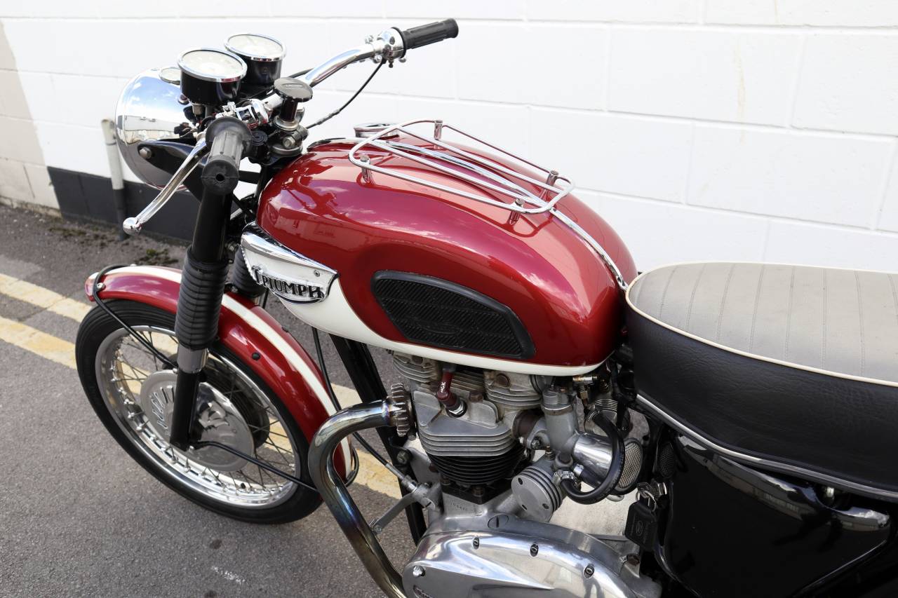 トライアンフT120ボンネビル1967 – We Sell Classic Bikes