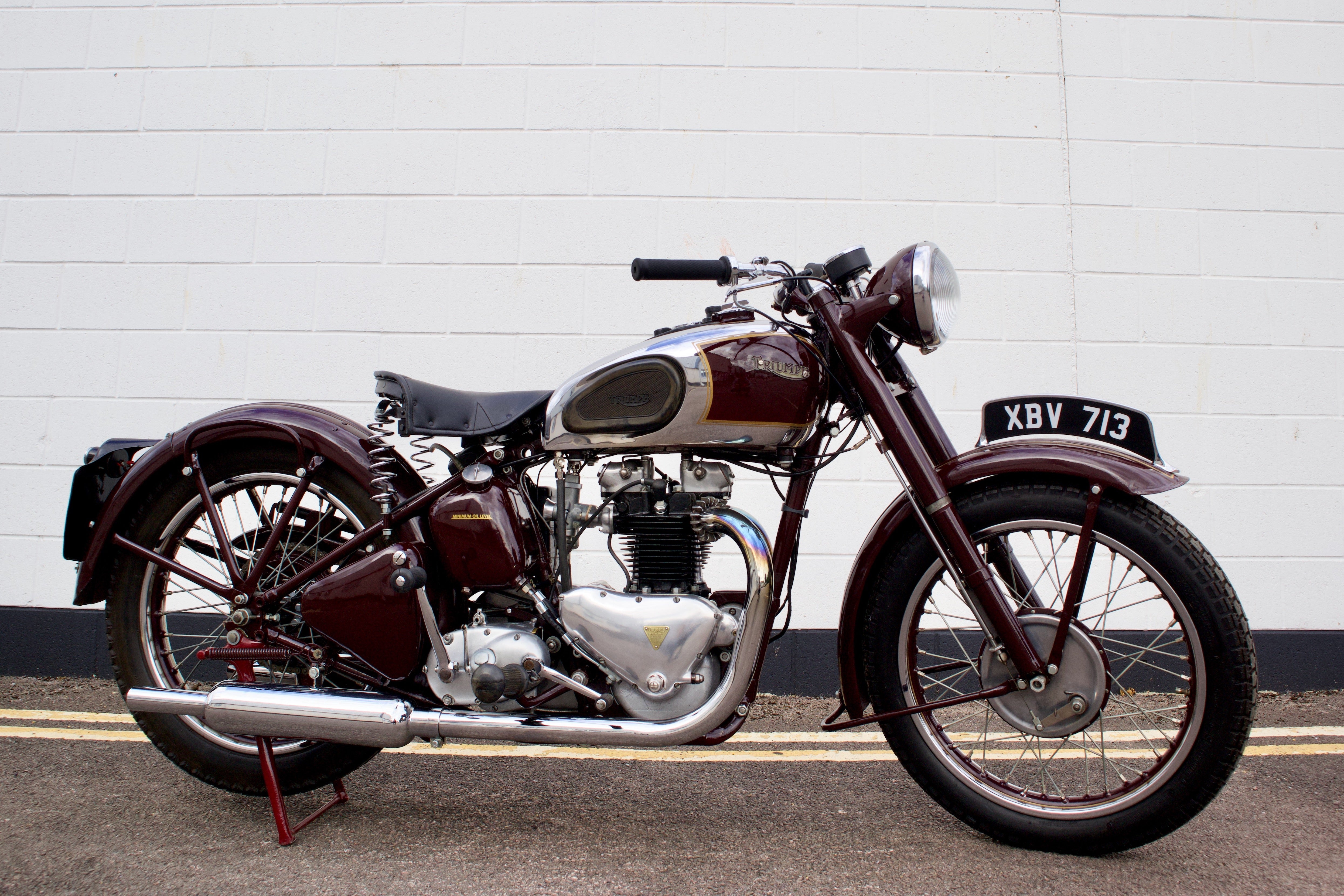 Triumph 5T Speed Twin 500cc 1948 – We Sell Classic Bikes