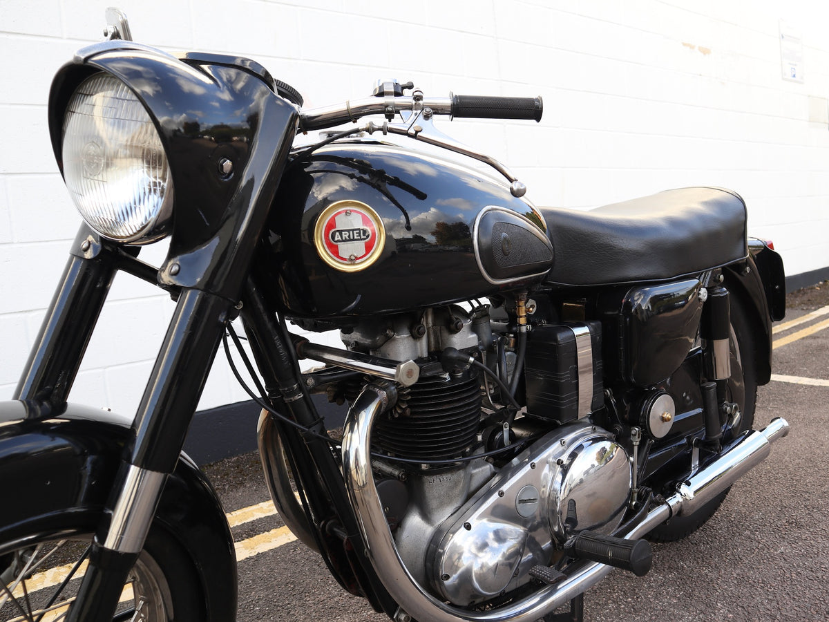 Ariel Huntmaster 650cc 1957 – We Sell Classic Bikes